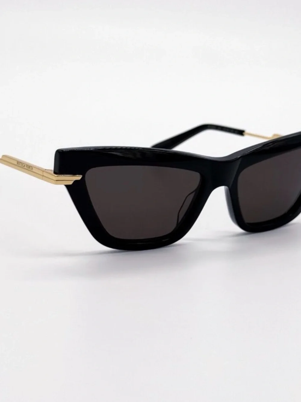 Classic Black Cat-Eye Sunglasses - Women Accessories